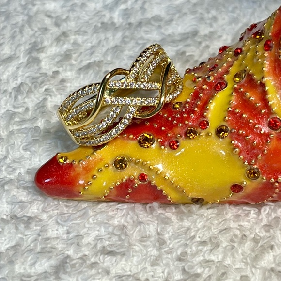 🦋💍gold over sterling Ring -band style with cubic-open scroll work-stamped 925 - Picture 11 of 12